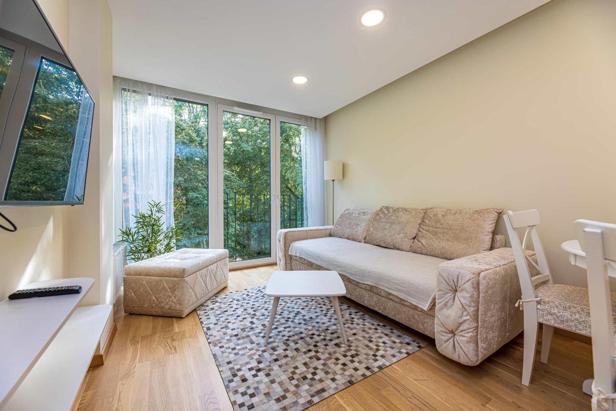 פלאנגה Central Square Apartments חדר תמונה